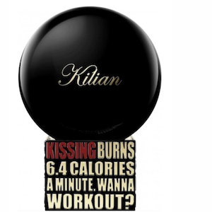 Kissing Burns 6.4 Calories A Minute. Wanna Workout? By Kilian para Hombres y Mujeres EQUIVALENCIA